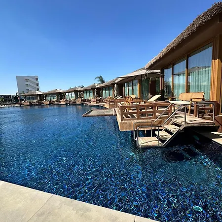 Grand Sapphire Casino & 4 Bdr And 3 Bdr Iskele