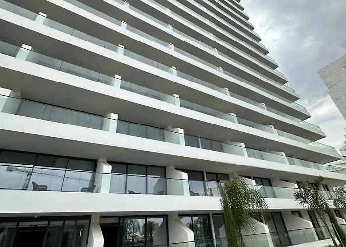 Grand Sapphire Casino & 4 Bdr And 3 Bdr Iskele *