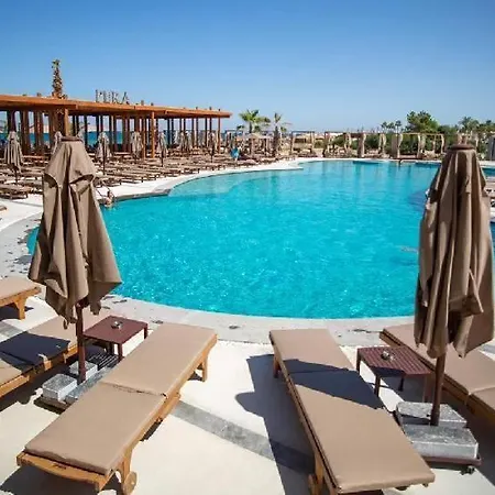 Grand Sapphire Casino & 4 Bdr And 3 Bdr Iskele *