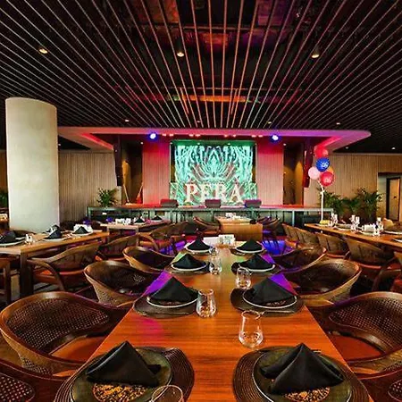 Grand Sapphire Casino & 4 Bdr And 3 Bdr Iskele