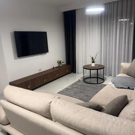 Grand Sapphire Casino & 4 Bdr And 3 Bdr Iskele *