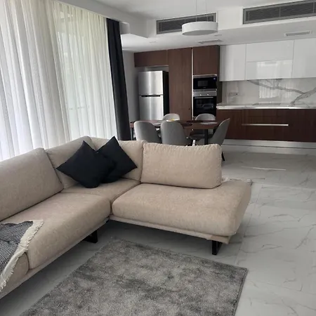 Grand Sapphire Casino & 4 Bdr And 3 Bdr Iskele