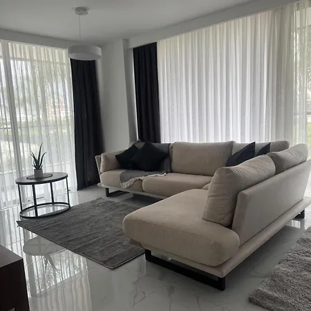 Grand Sapphire Casino & 4 Bdr And 3 Bdr Iskele Apartmán *