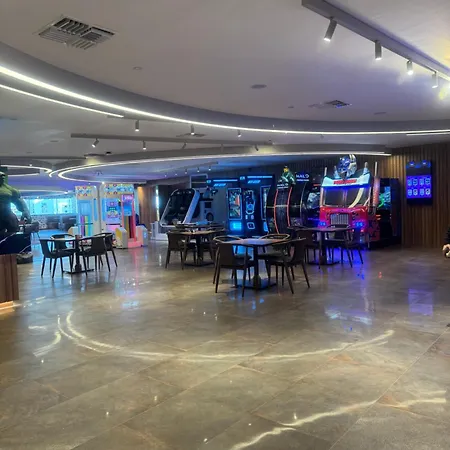 Grand Sapphire Casino & 4 Bdr And 3 Bdr Iskele