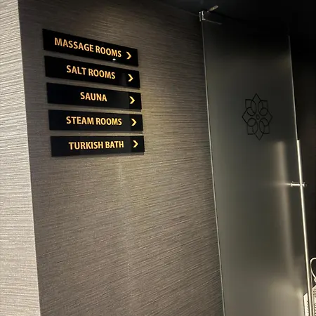 Grand Sapphire Casino & 4 Bdr And 3 Bdr Iskele *