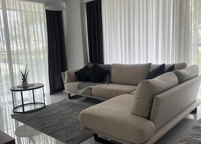 Grand Sapphire Casino & 4 Bdr And 3 Bdr Iskele Apartmán *